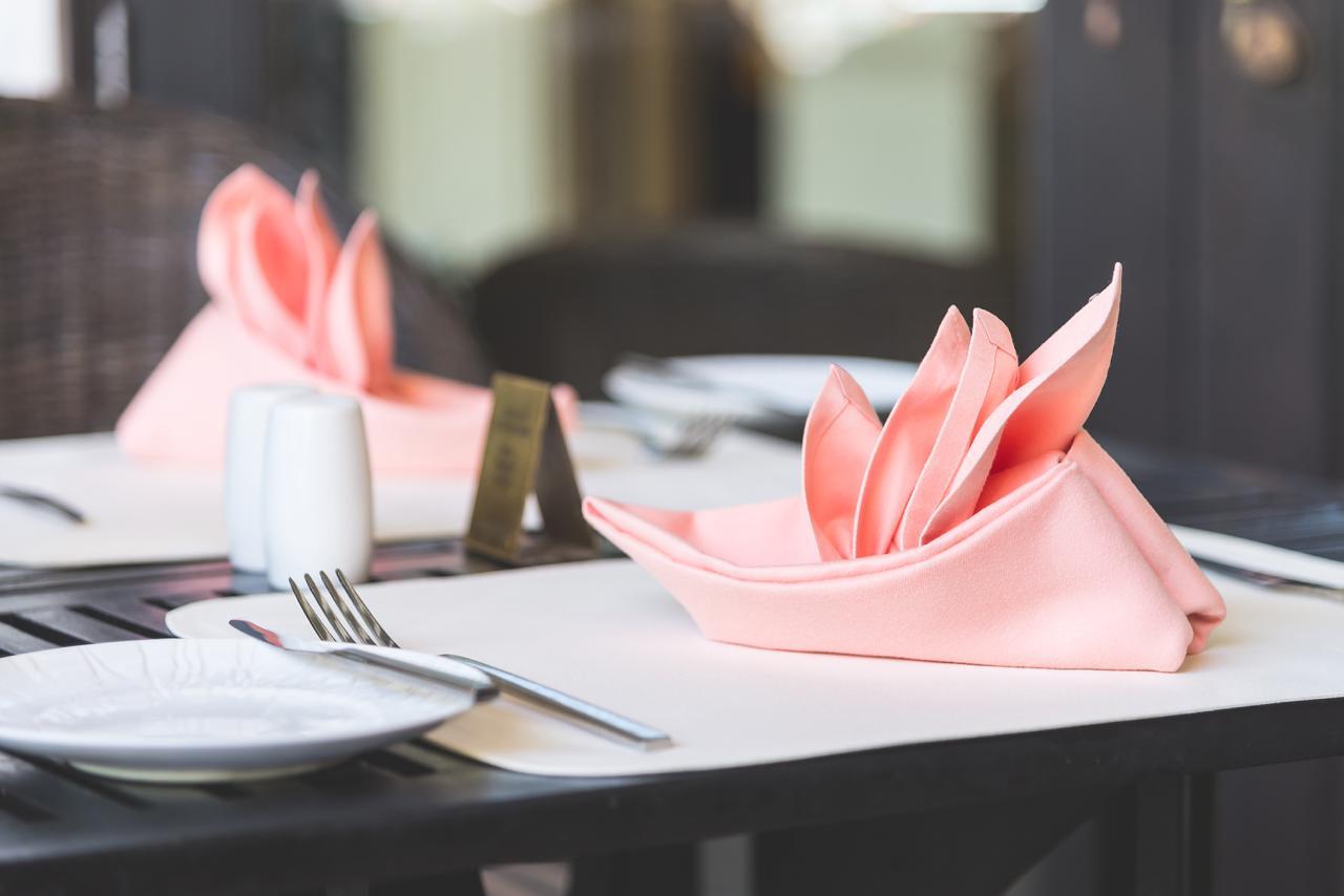 Restaurant uniform cleaning